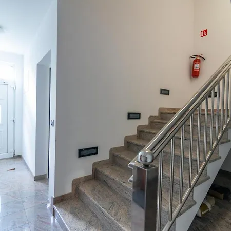 Ck Sun 32 App 1 تْسْغيكفانِتْسا